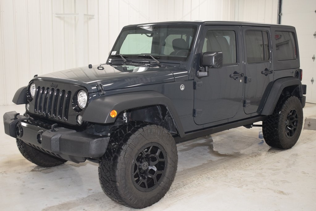 Pre-Owned 2017 Jeep Wrangler Unlimited Willys Wheeler 4D Sport Utility