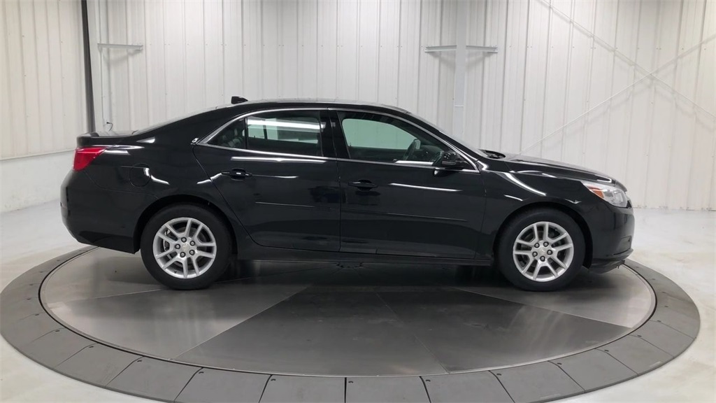 Pre-Owned 2014 Chevrolet Malibu LT 4D Sedan in Paris ...