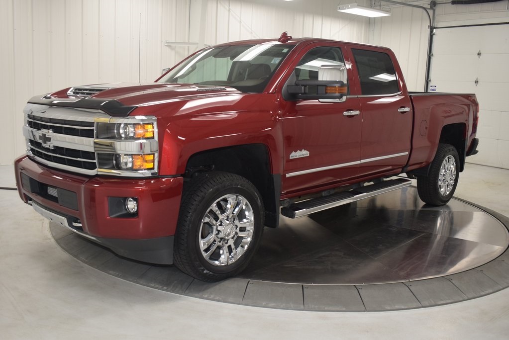 Pre-Owned 2018 Chevrolet Silverado 2500HD High Country 4D Crew Cab in ...