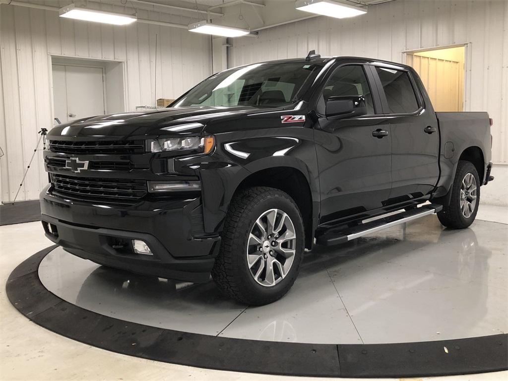 New 2021 Chevrolet Silverado 1500 RST 4D Crew Cab in Paris #110663 ...