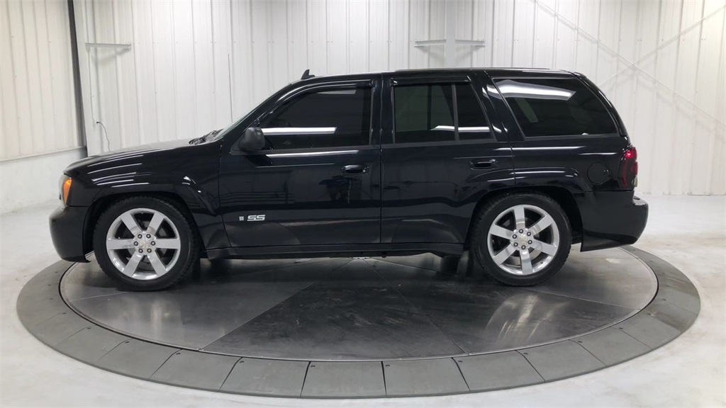 Pre-Owned 2007 Chevrolet TrailBlazer SS 4D Sport Utility in Paris