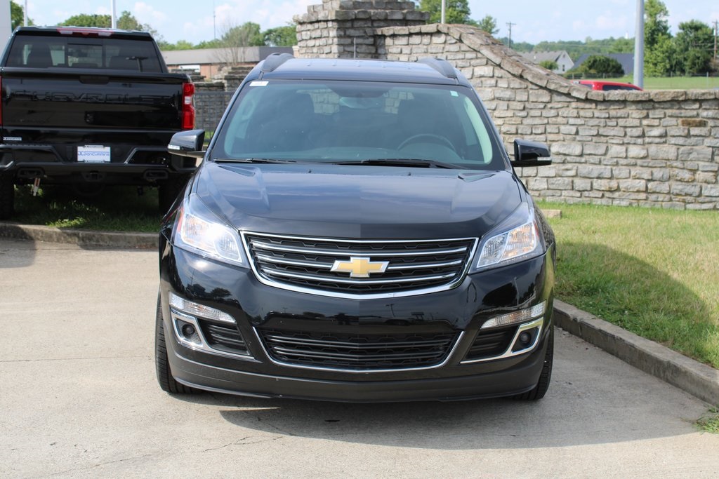 Pre-Owned 2017 Chevrolet Traverse 2LT 4D Sport Utility In Paris #644A ...