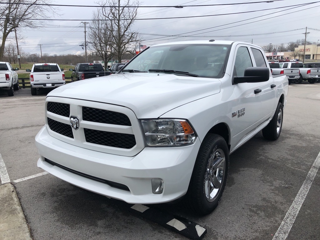 Pre-Owned 2017 Ram 1500 Express 4D Crew Cab in Paris #630A | Dan ...