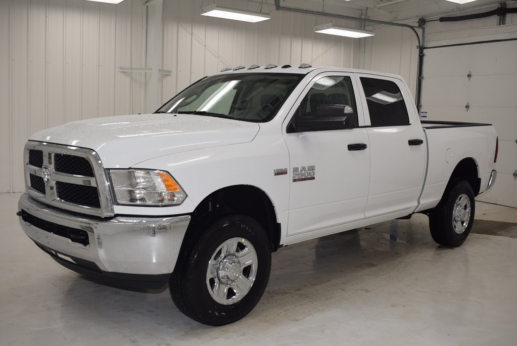 New 2018 Ram 2500 Tradesman 4d Crew Cab In Paris 760 Dan Cummins Chevrolet Buick 1676