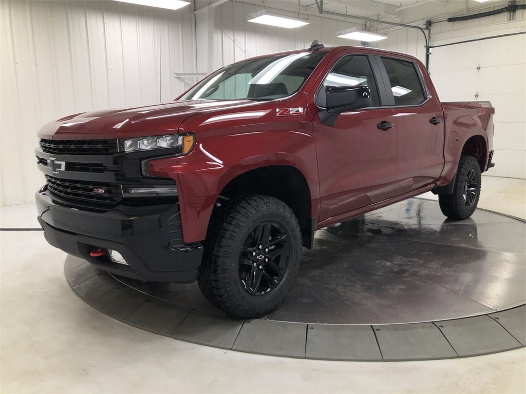 New 2020 Chevrolet Silverado 1500 LT Trail Boss 4D Crew Cab in Paris