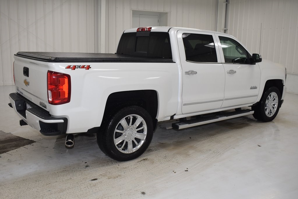 New 2018 Chevrolet Silverado 1500 High Country 4d Crew Cab In Paris 