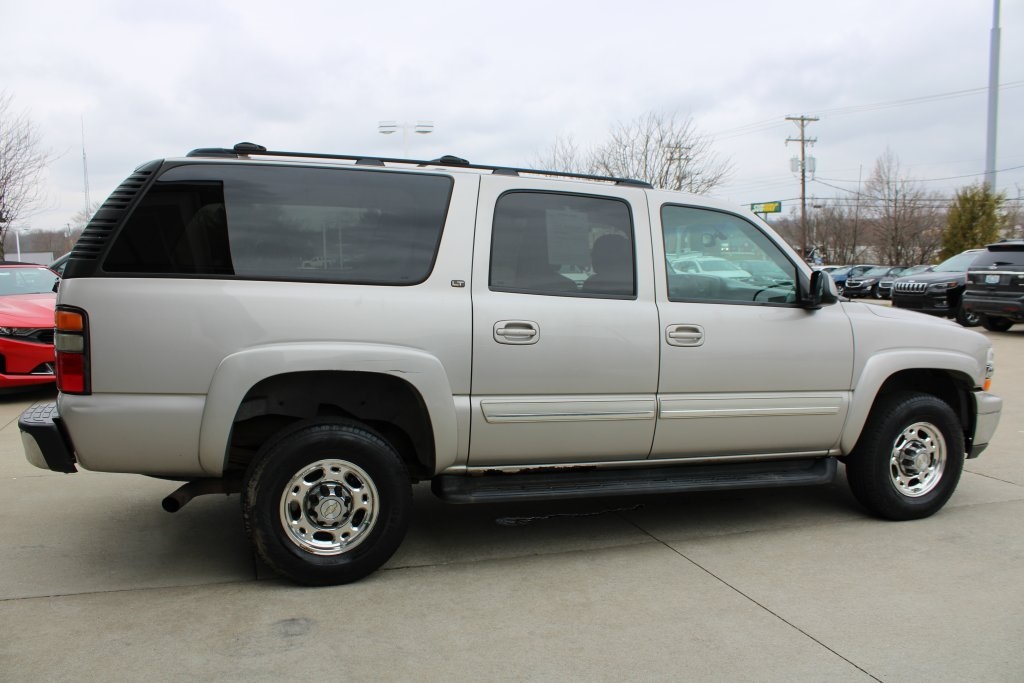 Pre-Owned 2006 Chevrolet Suburban 2500 LT 4D Sport Utility in Paris ...