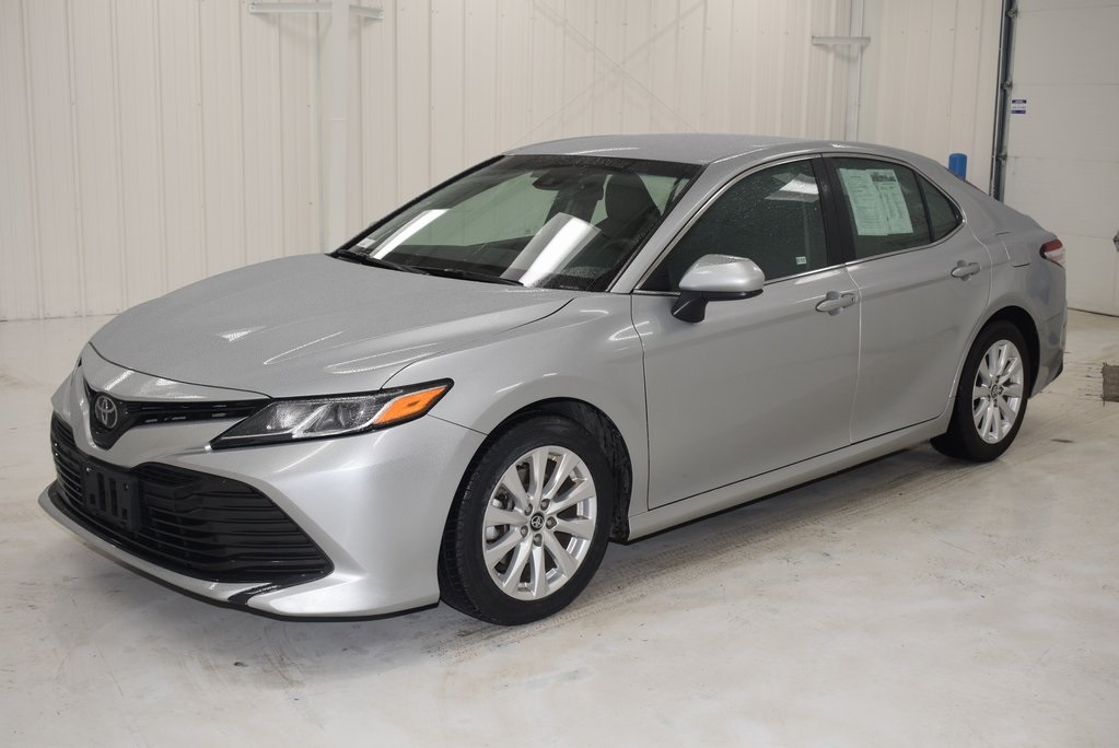 Pre-Owned 2018 Toyota Camry LE 4D Sedan in Paris #42633 | Dan Cummins ...