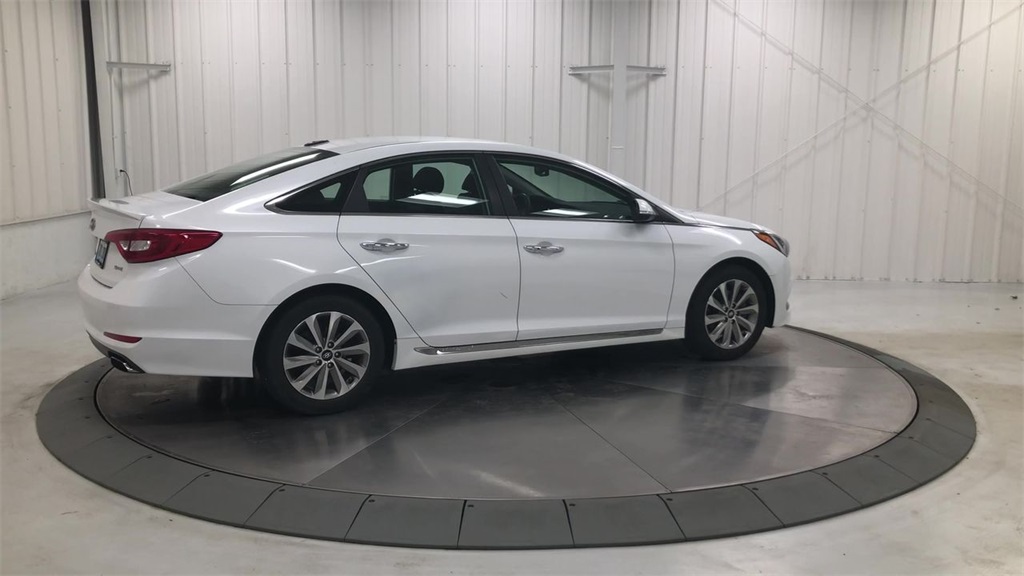 PreOwned 2015 Hyundai Sonata Sport 4D Sedan in Paris